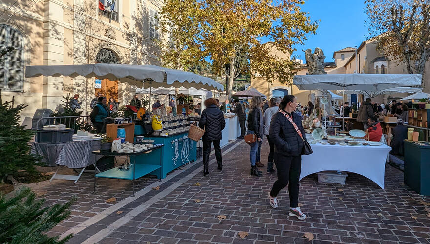 Marché potier de Noël